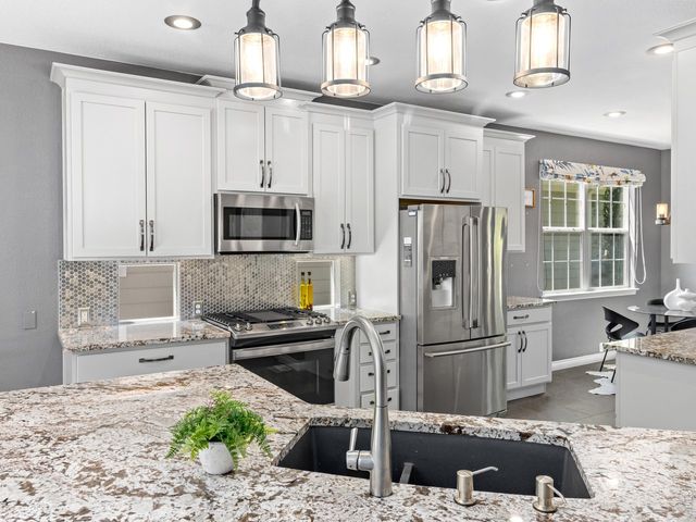 1702 Sicily Dr, Longmont, CO 80503