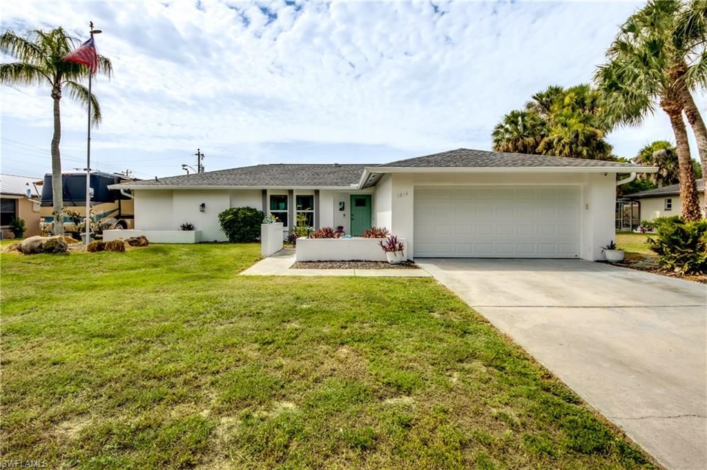1214 Baldwin PL, LEHIGH ACRES, FL 33936 — exterior