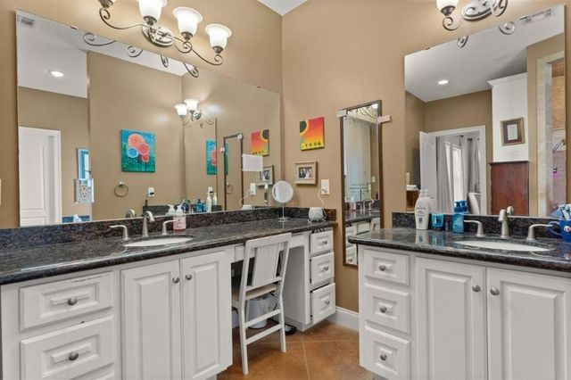 2407 Fox Hollow Street, Lake Charles, LA 70605