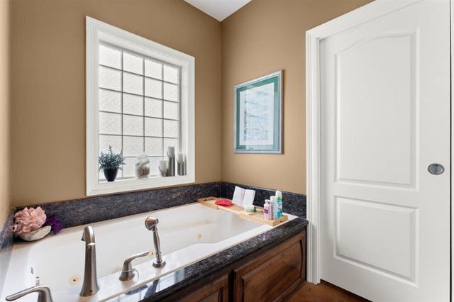 2407 Fox Hollow Street, Lake Charles, LA 70605