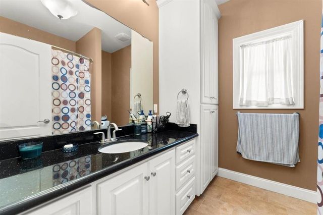 2407 Fox Hollow Street, Lake Charles, LA 70605