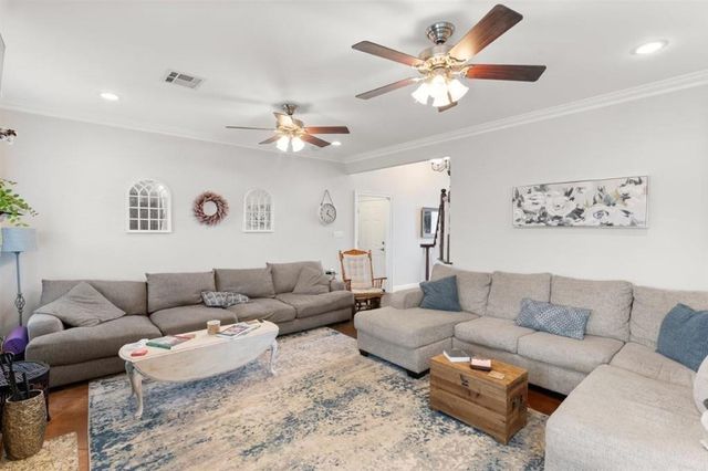 2407 Fox Hollow Street, Lake Charles, LA 70605