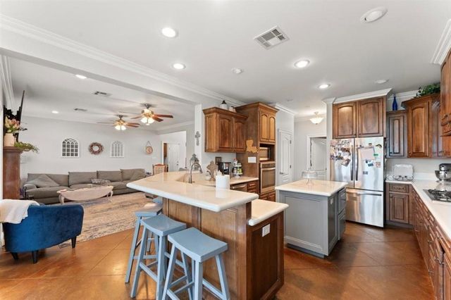 2407 Fox Hollow Street, Lake Charles, LA 70605