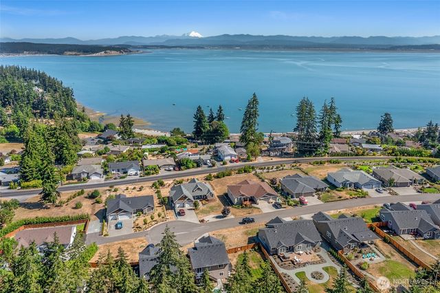 1314 Sunrise Estates Place, Camano Island, WA 98282