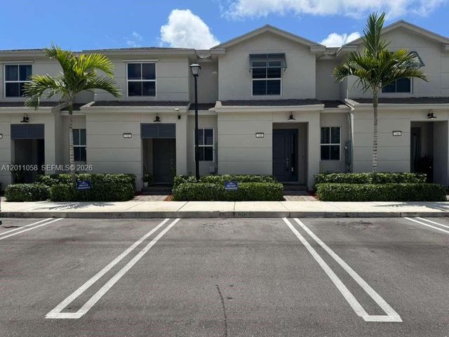 336 NW 8th Ct, Pompano Beach, FL 33060