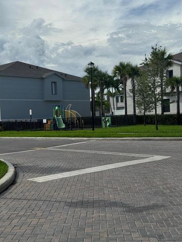 336 NW 8th Ct, Pompano Beach, FL 33060