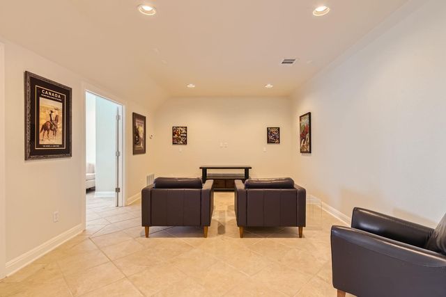 236 Aria RDG 236, Lakeway, TX 78738