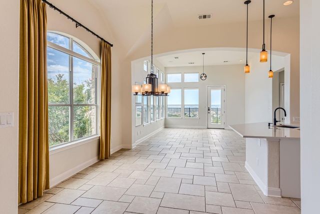 236 Aria RDG 236, Lakeway, TX 78738