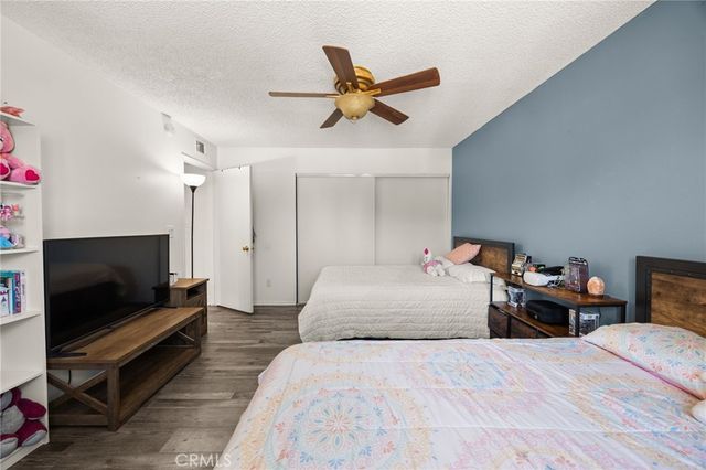 12567 Bradley 6, Sylmar, CA 91342