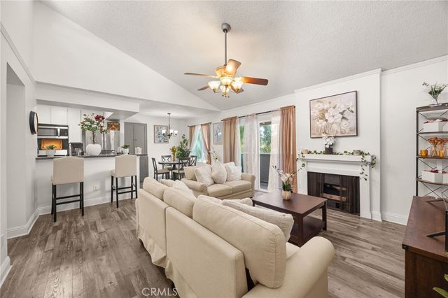 12567 Bradley 6, Sylmar, CA 91342