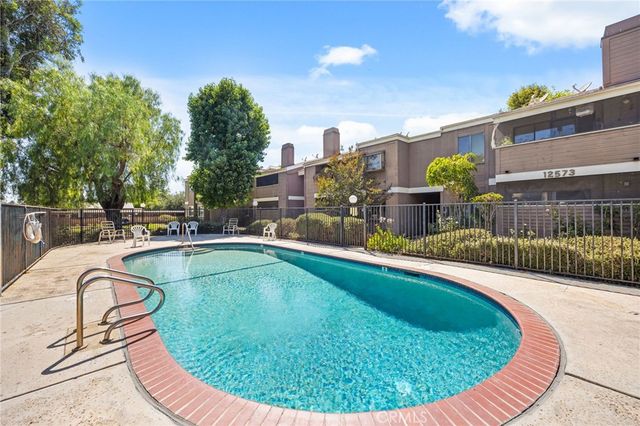 12567 Bradley 6, Sylmar, CA 91342