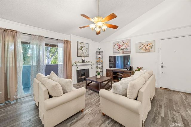 12567 Bradley 6, Sylmar, CA 91342