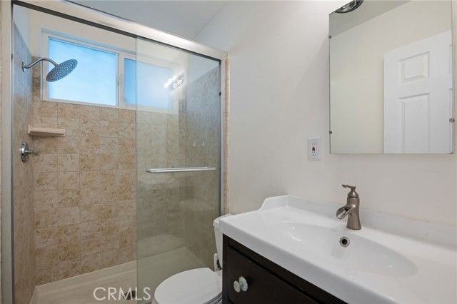 19233 Napa, Northridge (los Angeles), CA 91324