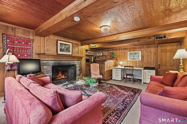 3 Blackman Road, Ridgefield, CT 06877
