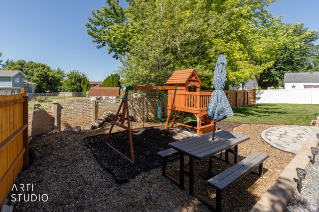 755 E 2550 N, North Ogden, UT 84414