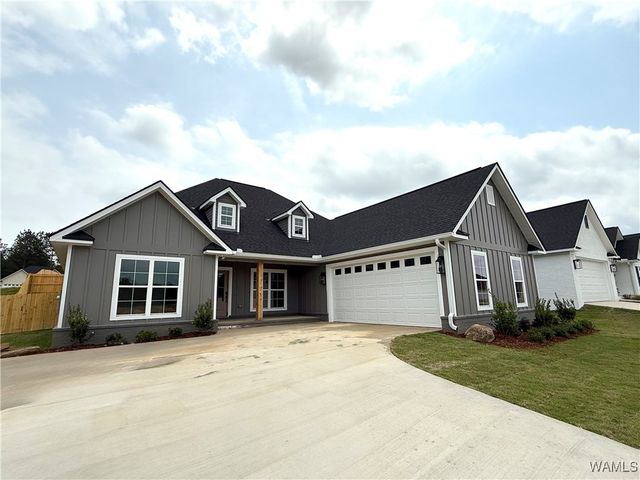 13949 Glen Park Ave, Northport, AL 35475