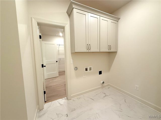 13949 Glen Park Ave, Northport, AL 35475