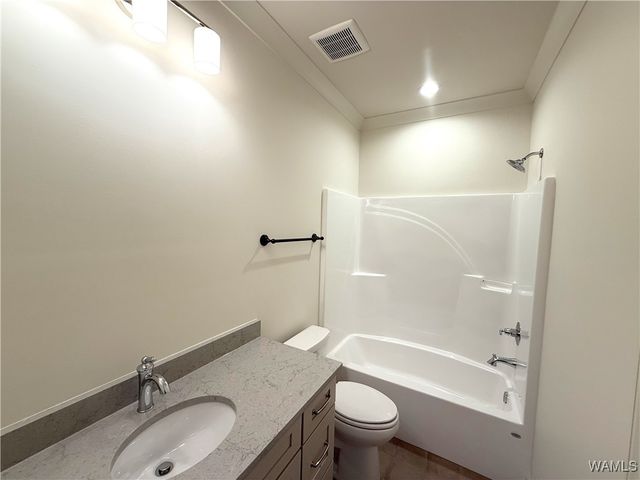 13949 Glen Park Ave, Northport, AL 35475