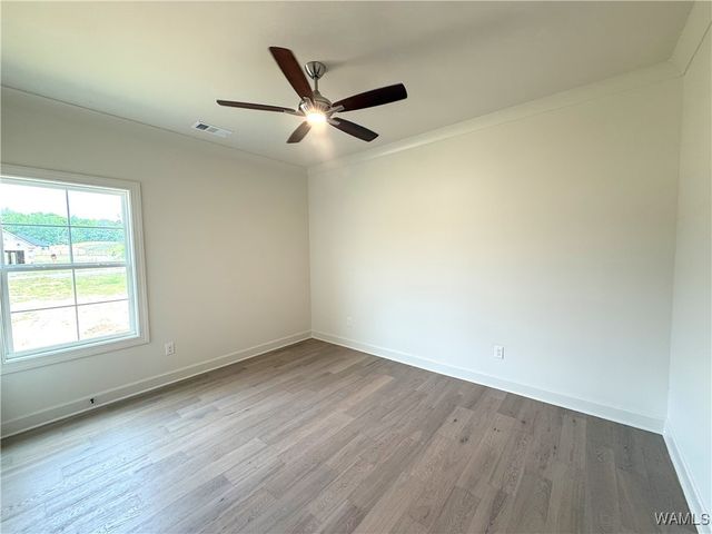 13949 Glen Park Ave, Northport, AL 35475