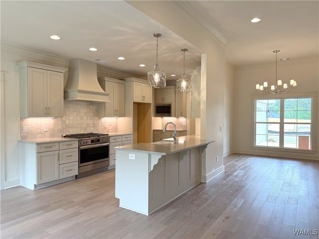 13949 Glen Park Ave, Northport, AL 35475