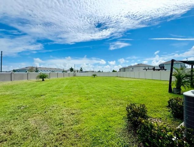 8358 HARDY BAY LOOP, Wesley Chapel, FL 33545