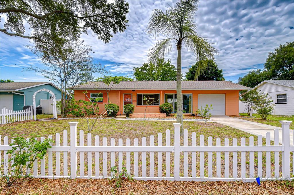 6710 35TH TERRACE N, St Petersburg, FL 33710