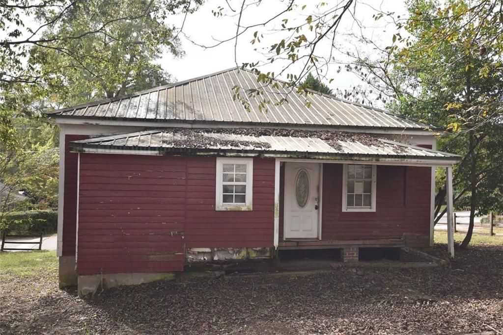 8 Hemlock Street, Porterdale, GA 30014