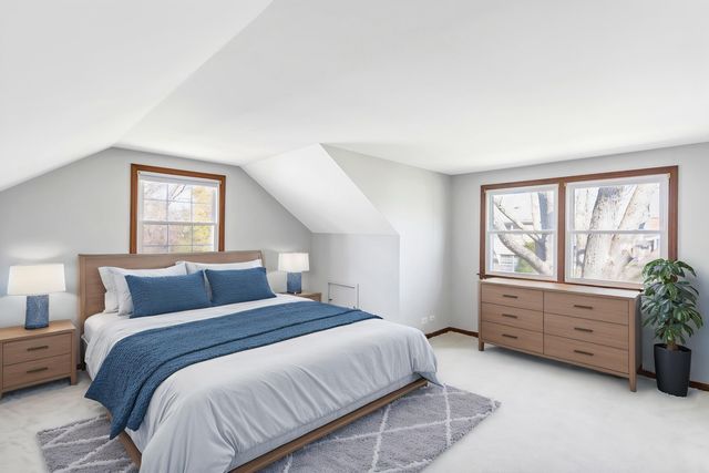 915 N Saratoga Drive, Palatine, IL 60074