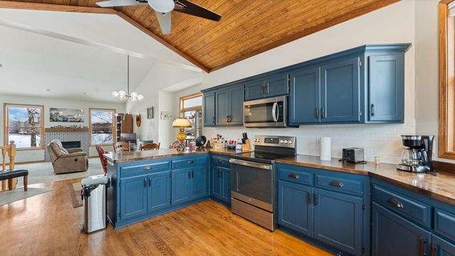 6066 259th Street, Wyoming, MN 55092