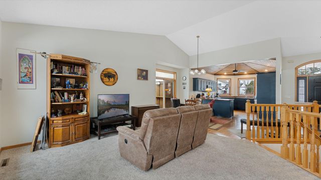 6066 259th Street, Wyoming, MN 55092