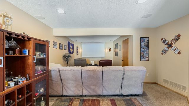 6066 259th Street, Wyoming, MN 55092