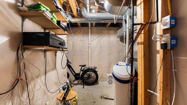 6066 259th Street, Wyoming, MN 55092