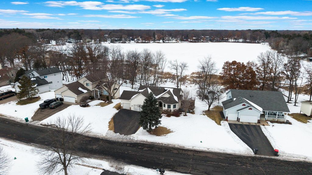 6066 259th Street, Wyoming, MN 55092