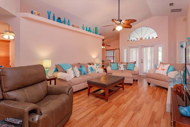 148 LAKESIDE CIRCLE, Sanford, FL 32773