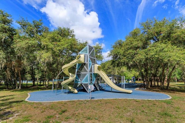 148 LAKESIDE CIRCLE, Sanford, FL 32773