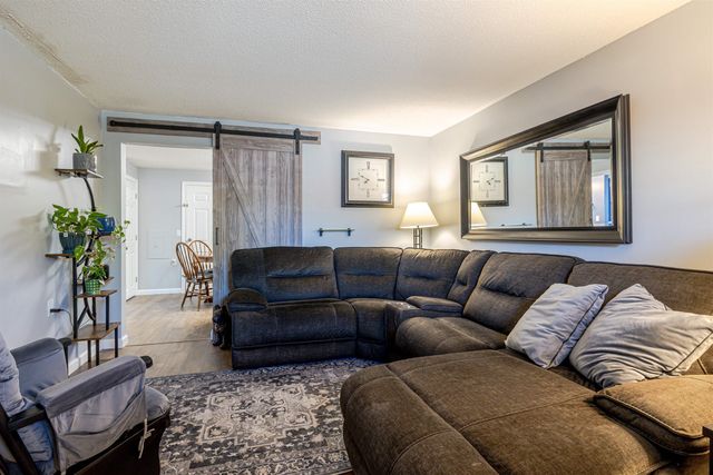 12 E Side Dr Apt 406, Concord, NH 03301
