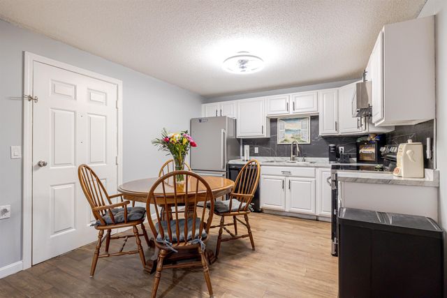 12 E Side Dr Apt 406, Concord, NH 03301
