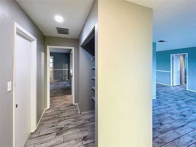 1093 N CYPRESS POINT DRIVE, Venice, FL 34293