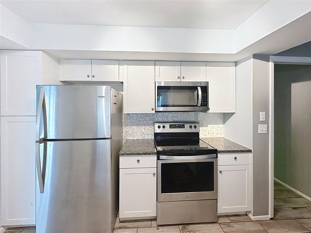1093 N CYPRESS POINT DRIVE, Venice, FL 34293