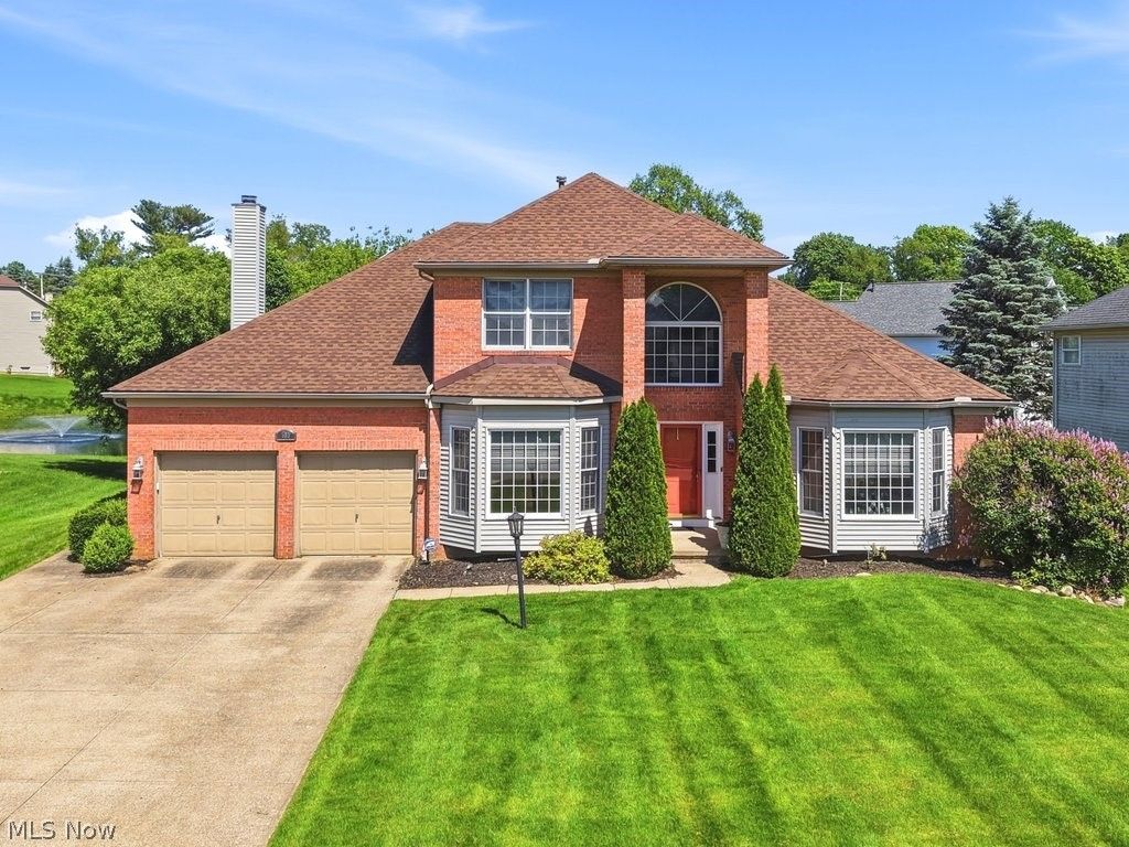 593 Brookstone Court, Copley, OH 44321