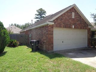 32510 Decker Oaks Drive, Pinehurst, TX 77362