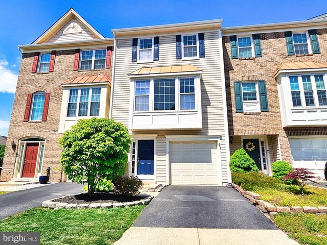 21747 KINGS CROSSING TER, Ashburn, VA 20147