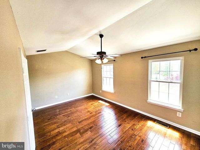 21747 KINGS CROSSING TER, Ashburn, VA 20147