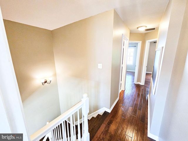 21747 KINGS CROSSING TER, Ashburn, VA 20147