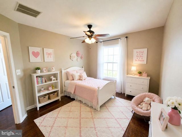 21747 KINGS CROSSING TER, Ashburn, VA 20147