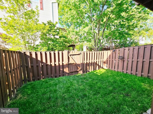 21747 KINGS CROSSING TER, Ashburn, VA 20147