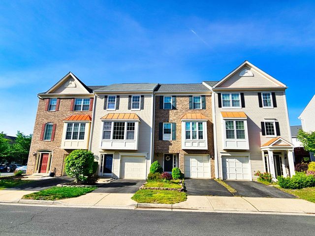 21747 KINGS CROSSING TER, Ashburn, VA 20147