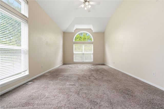 33984 Crown Colony Drive, Avon, OH 44011