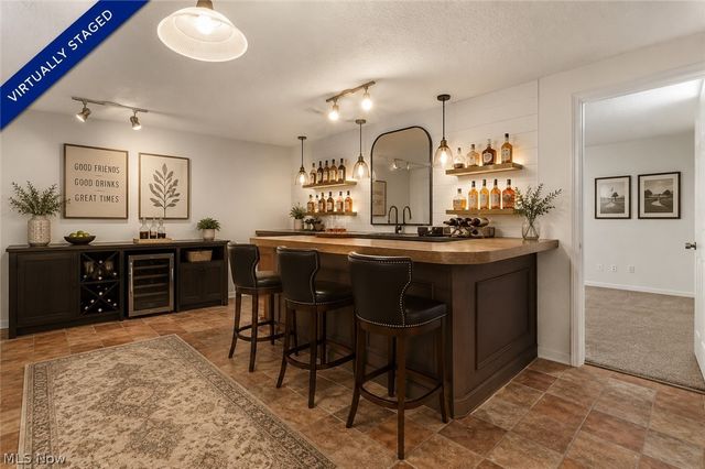 33984 Crown Colony Drive, Avon, OH 44011