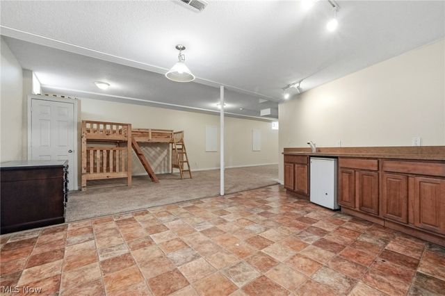 33984 Crown Colony Drive, Avon, OH 44011